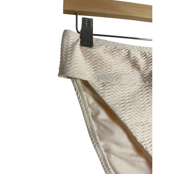 Sanctuary Cream Ribbed Two Piece Underwire Bikini Set Size Large - Picture 9 of 14